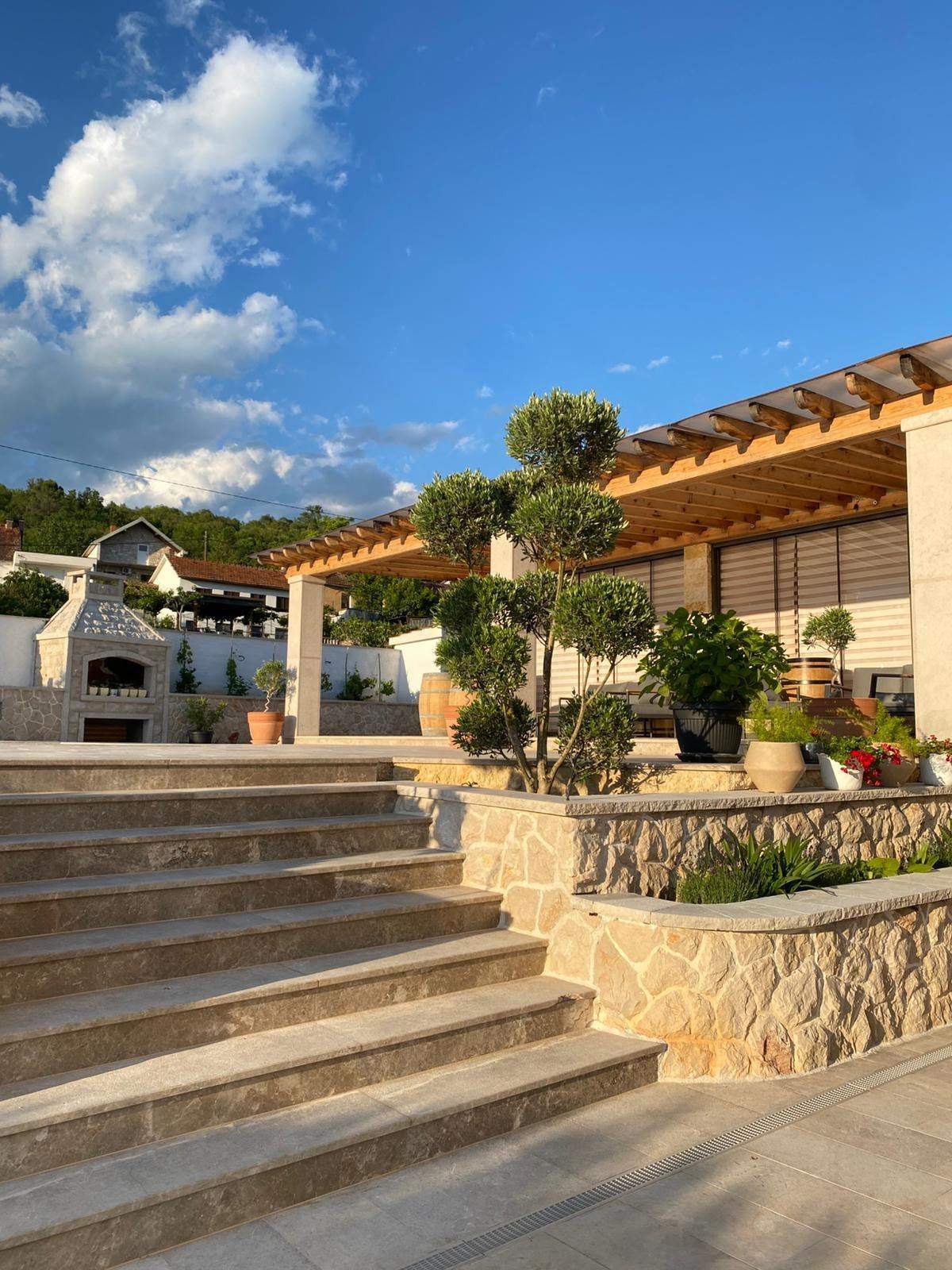Home for Rest – pergola